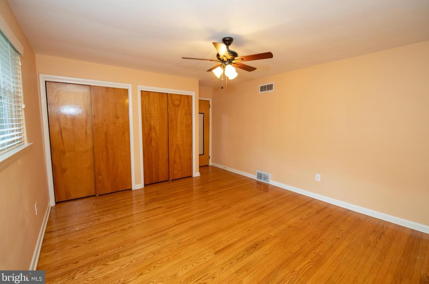 109 Twining Rd, Oreland PA  19075-1105 exterior