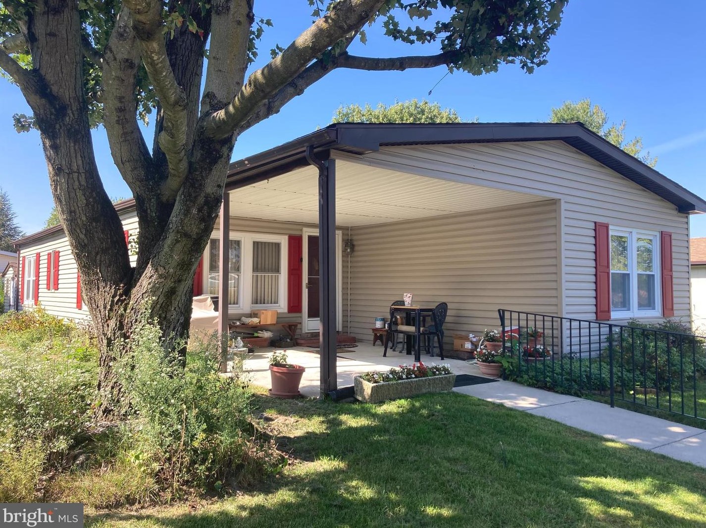 743 Dogwood Dr, North Wales, PA 19454-4323