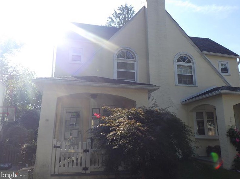 1011 Barr Ln, Gladwyne, PA 19035-1534