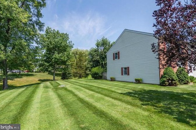 1822 Pennland Ct, Lansdale, PA 19446