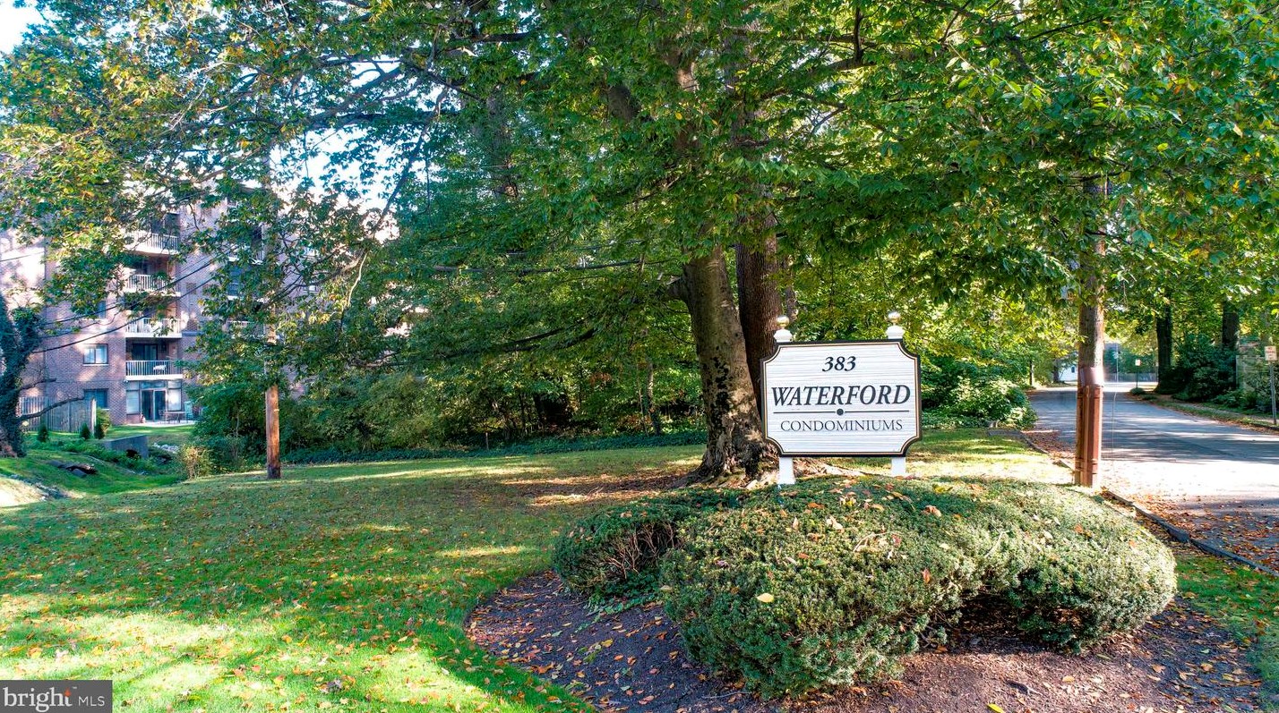 383 Lakeside Rd #201, Ardmore, PA 19003