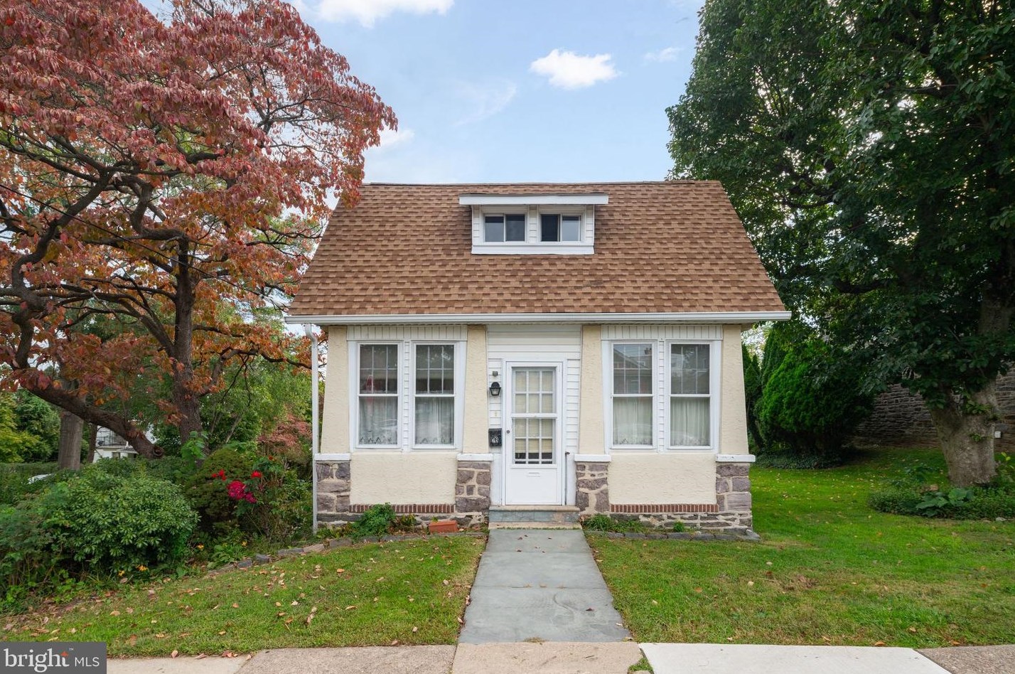 19 S Washington Ave, Cynwyd, PA 19004