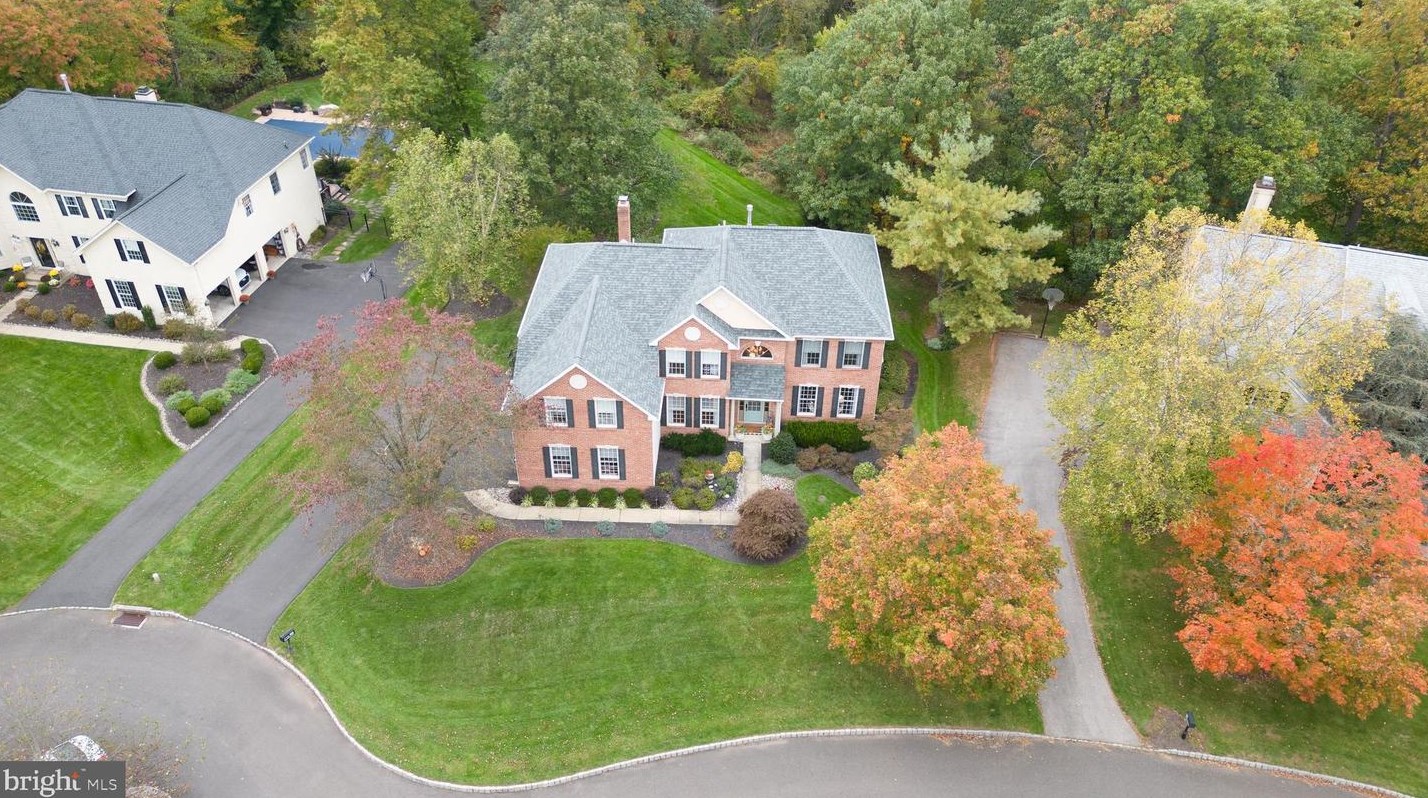 638 Woodbrook Dr, Prospectville, PA 19002