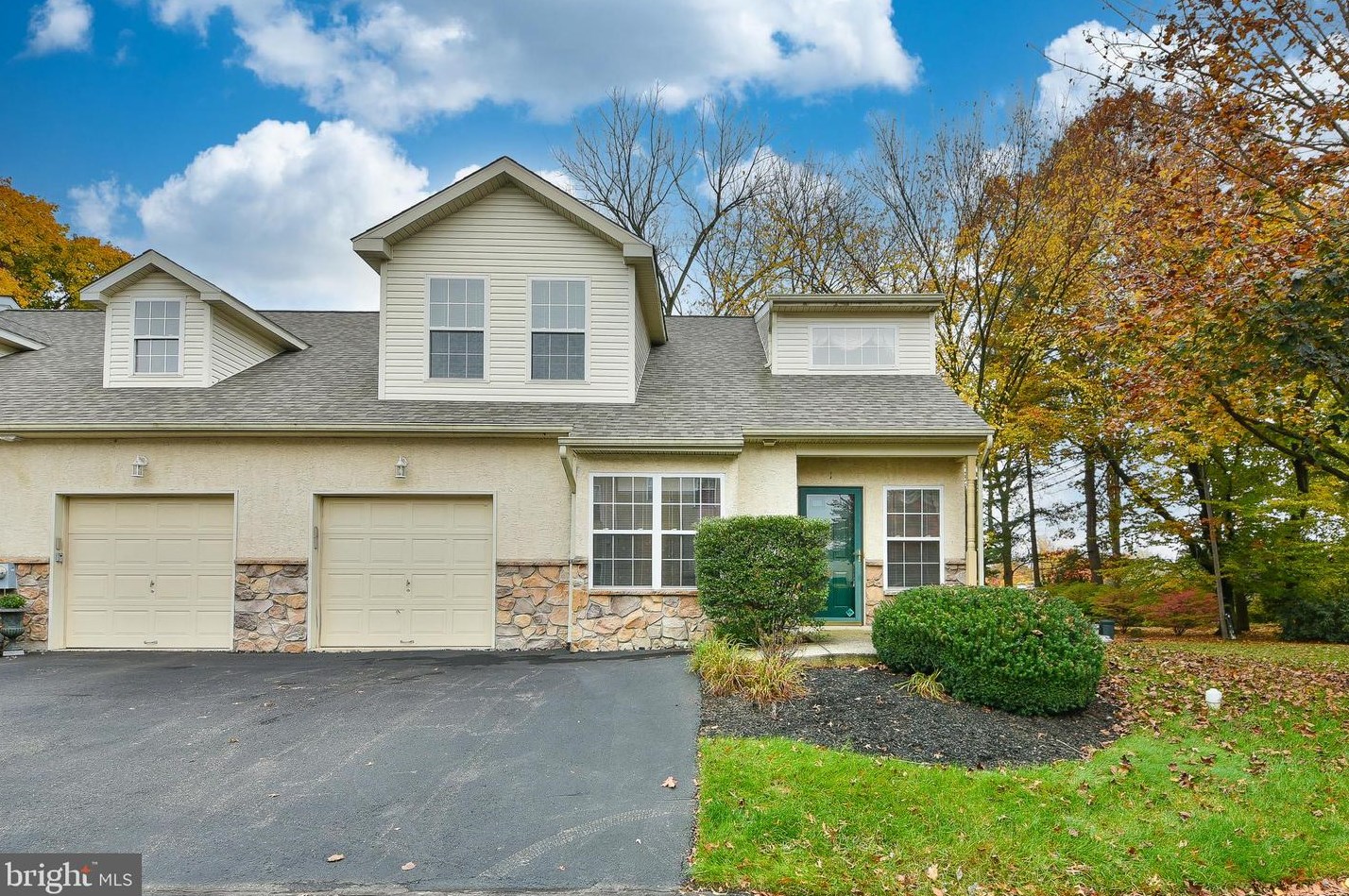 1 Stuart Dr #1, Norristown, PA 19401