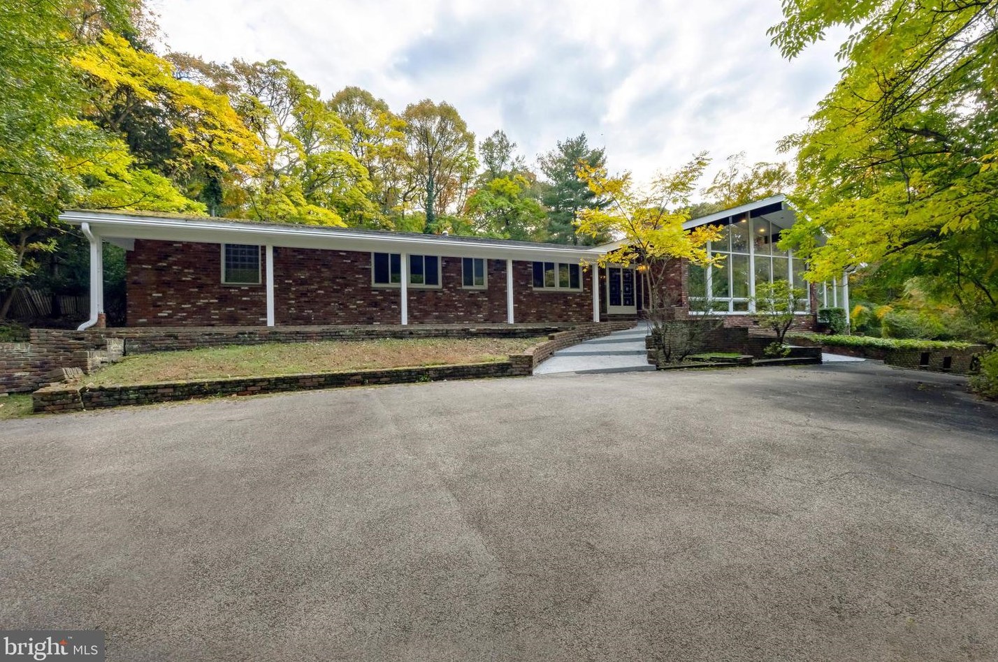 43 Fairview Rd, Penn Valley, PA 19072