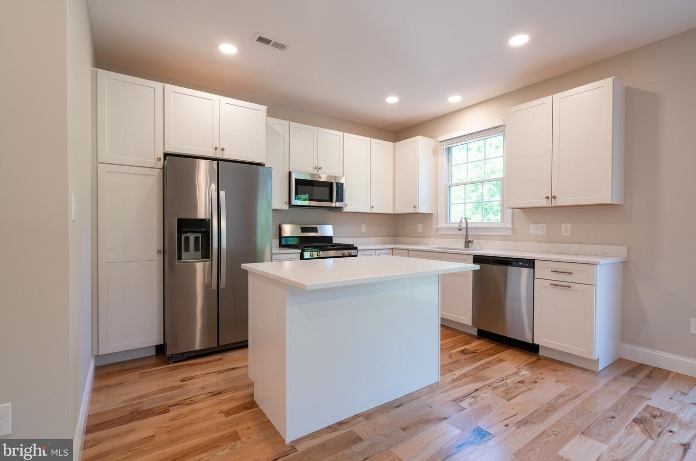 90 Main St #b, Collegeville, PA 19473