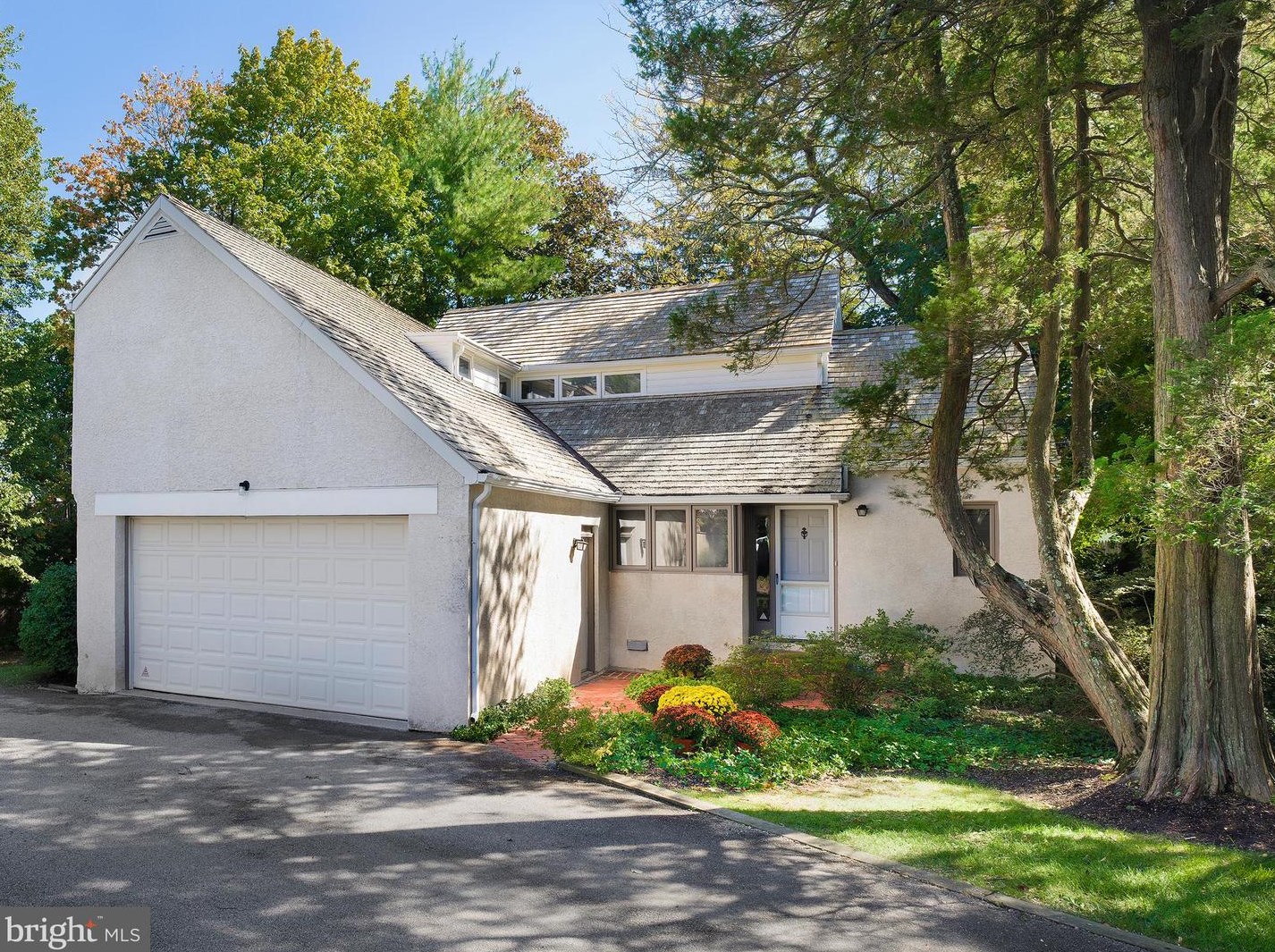 946 Youngs Ford Rd, Gladwyne, PA 19035