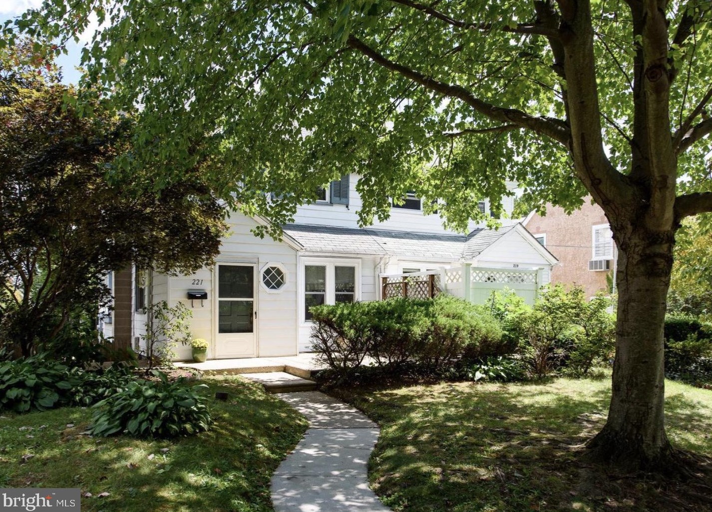 221 Harrogate Rd, Penn Wynne, PA 19096-3129