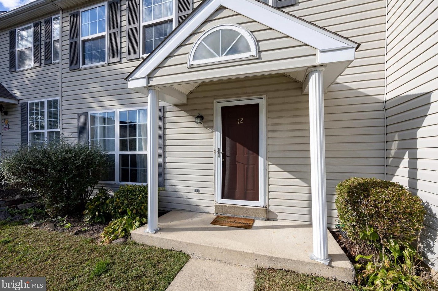 12 Grimley Rd, Collegeville, PA 19473