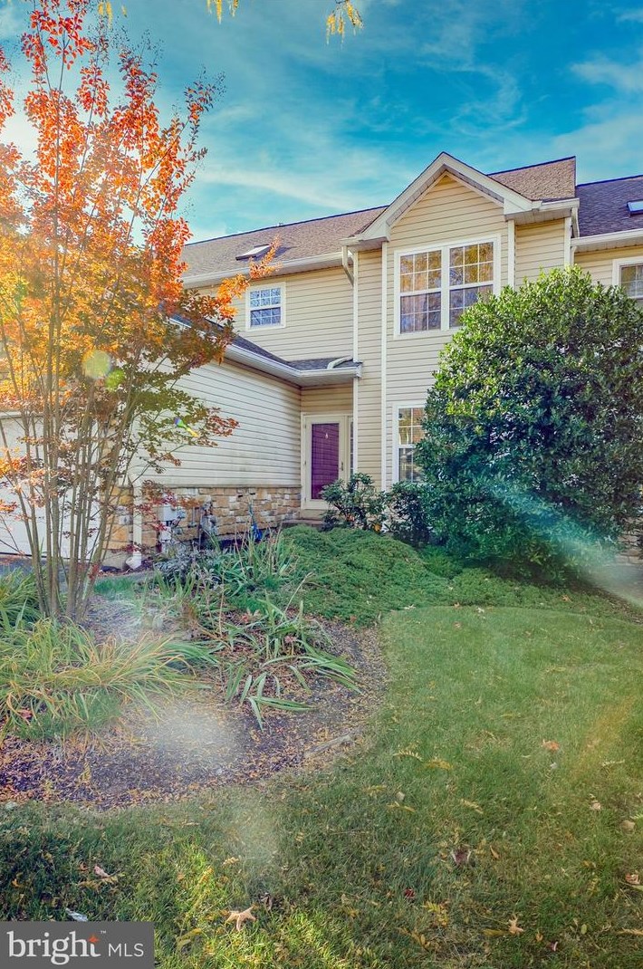 116 Gleneagles Dr, Blue Bell, PA 19422