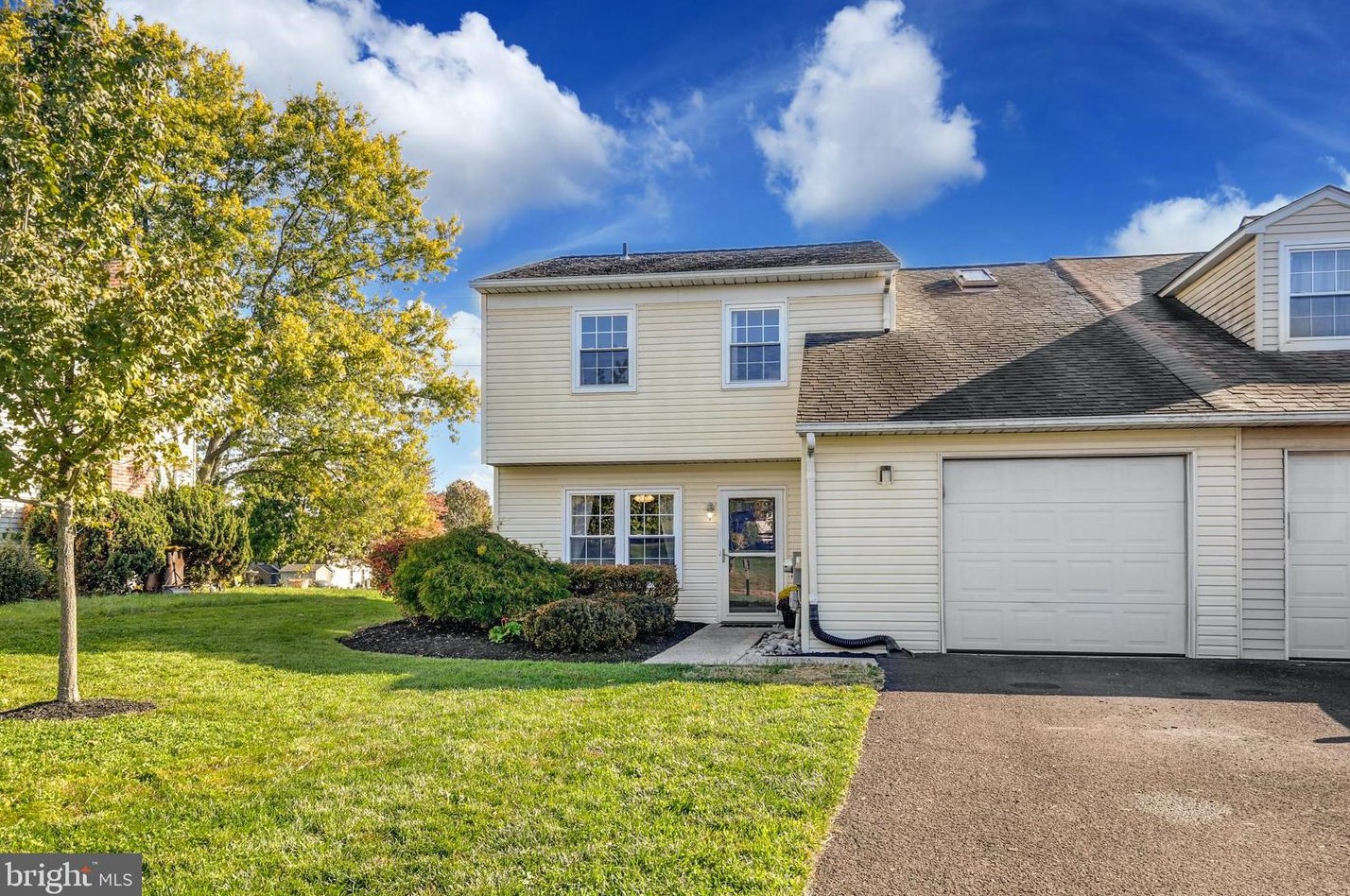509 Summerhill Ln, Harleysville, PA 19438-2239