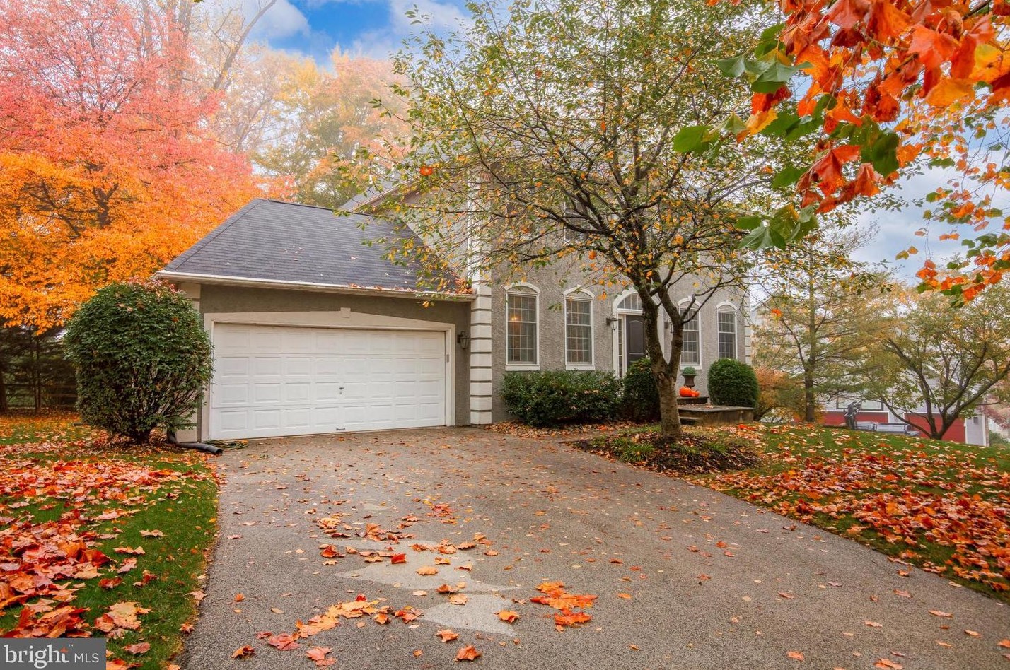 107 Chinaberry Dr, Miquon, PA 19444
