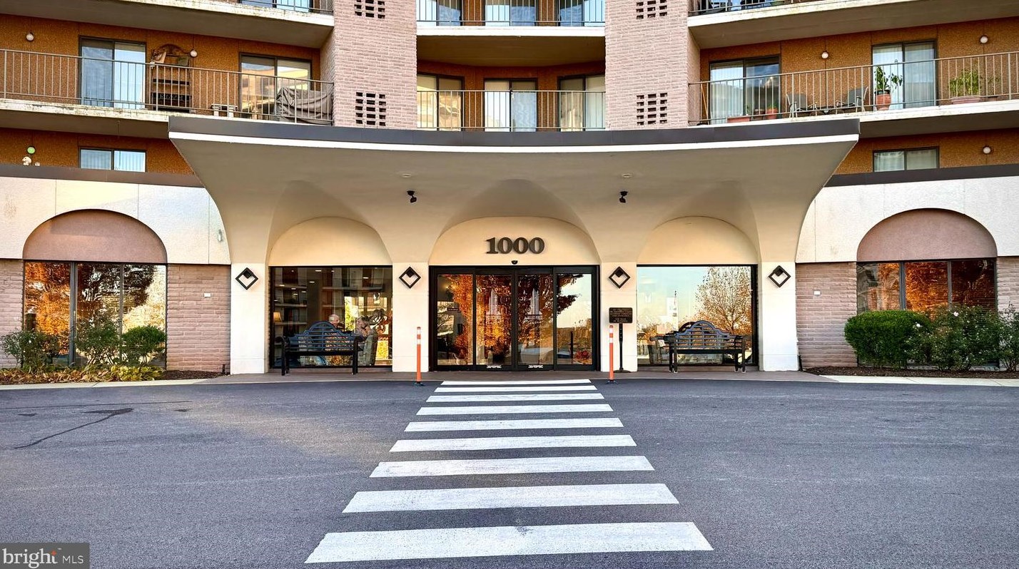 11215 Valley Forge Cir #1215, Norristown, PA 19406