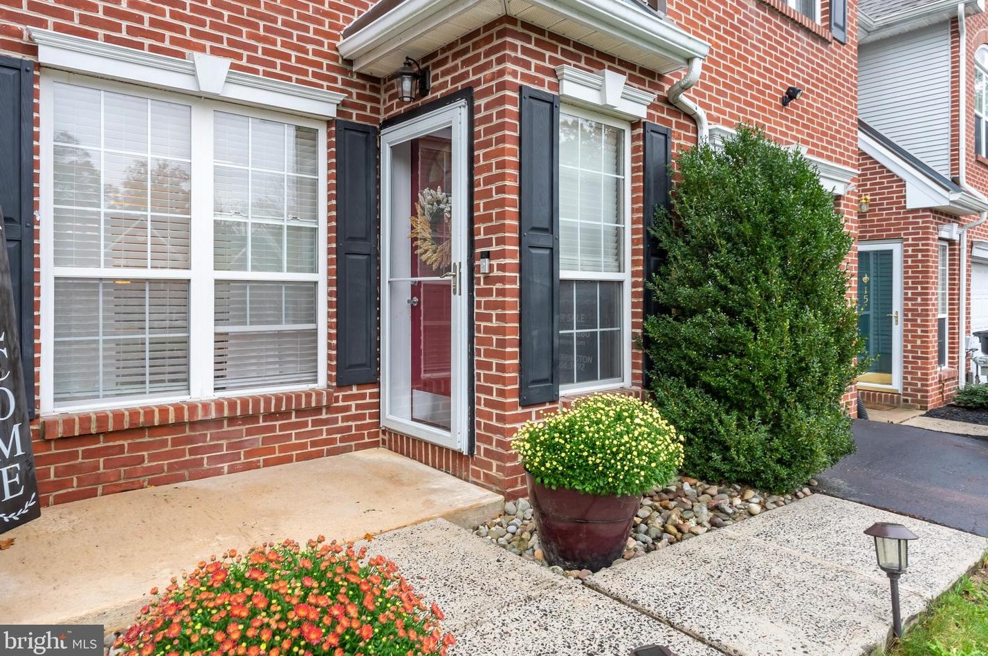 14 Saddle Ct, Collegeville, PA 19473