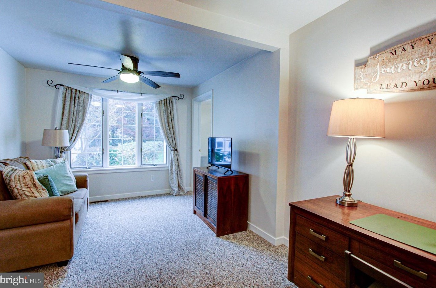 2433 Fairhill Ave, Ardsley PA  19038-3519 exterior