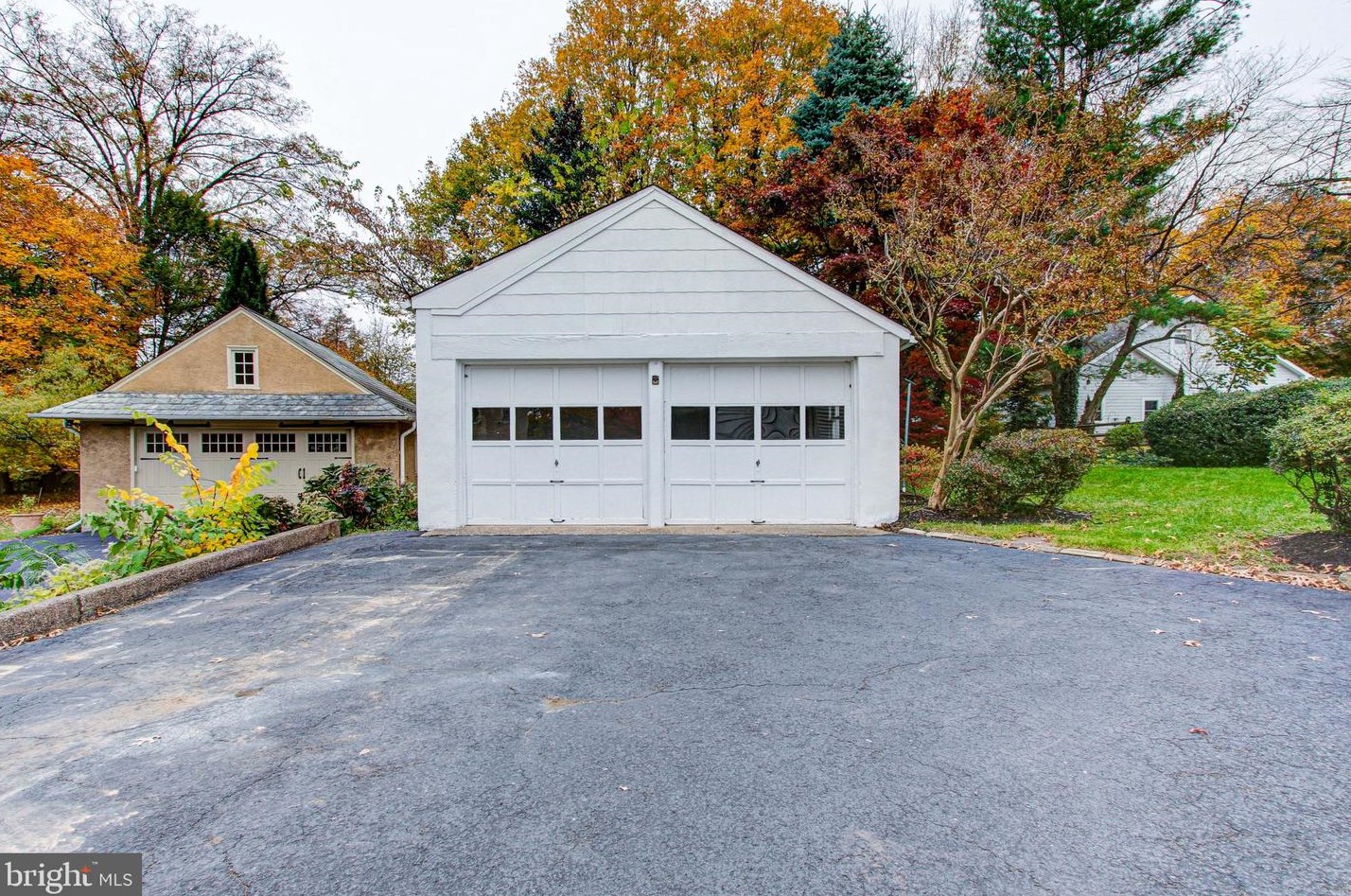 2433 Fairhill Ave, Ardsley PA  19038-3519 exterior