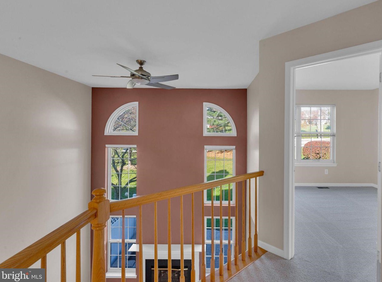 300 Delmar Ct, North Wales PA  exterior