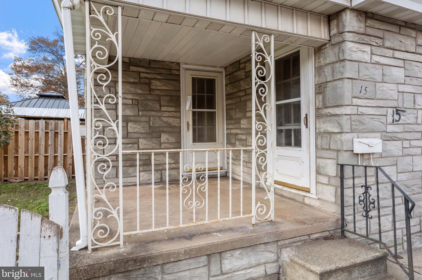 15 Price St, Pottstown, PA 19464-5823