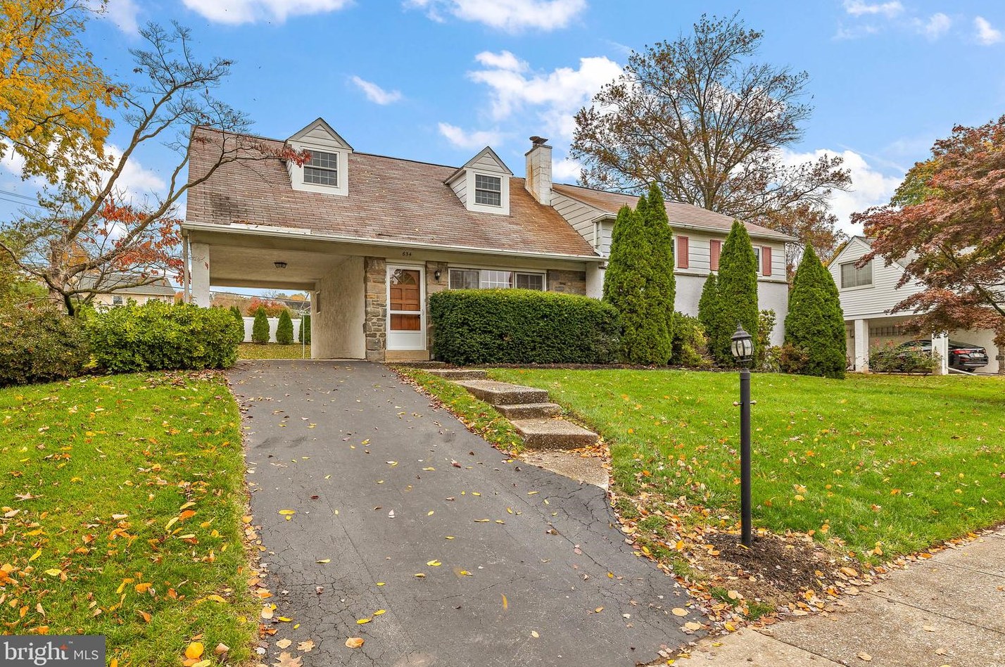 634 Crossfield Rd, Norristown, PA 19406