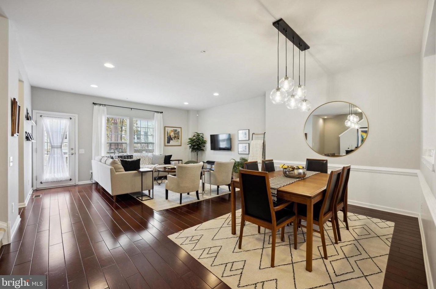 406 Ellison Dr, North Wales PA  19454-1537 exterior