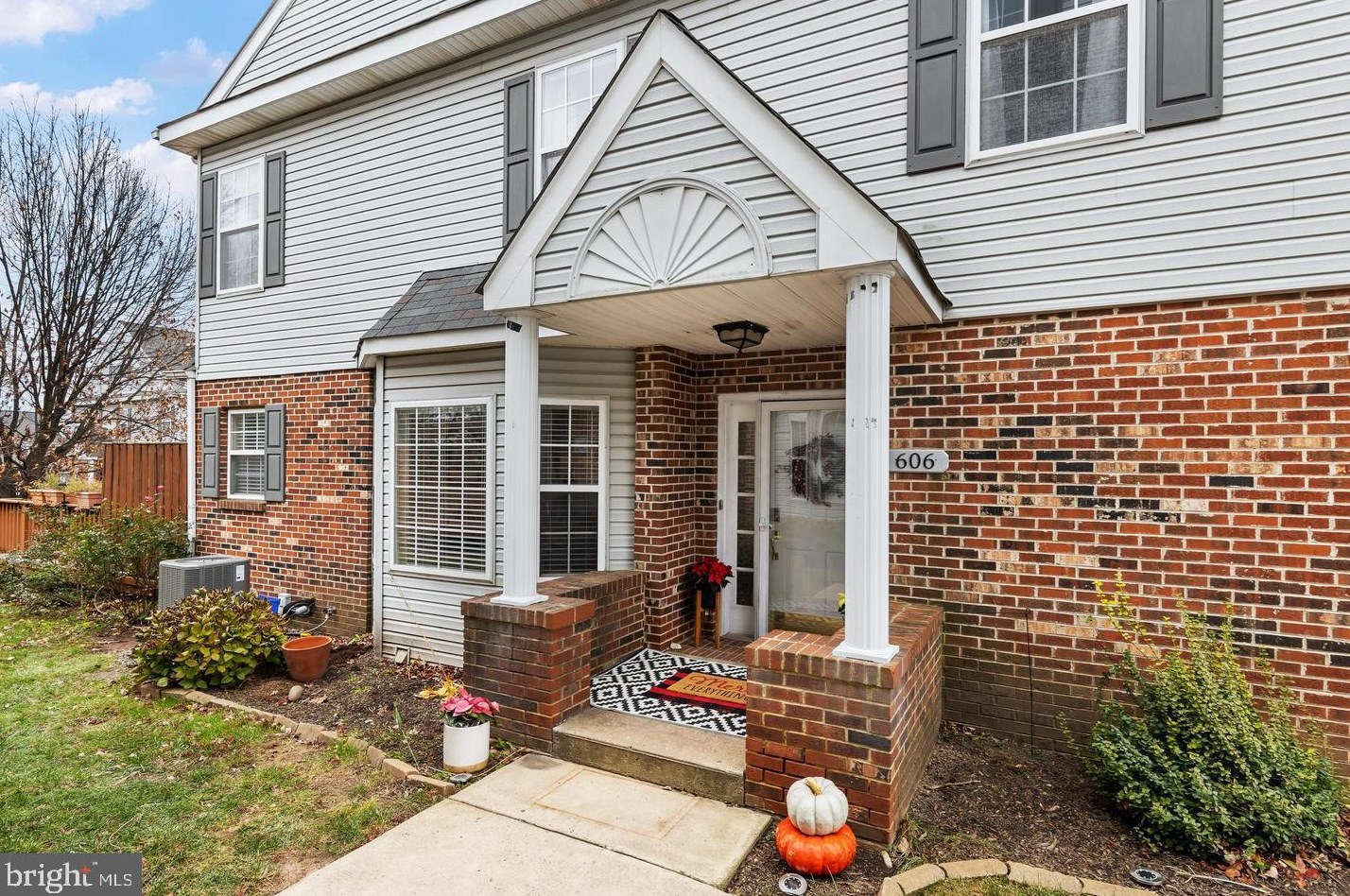 606 Truman Ct, Norristown, PA 19403