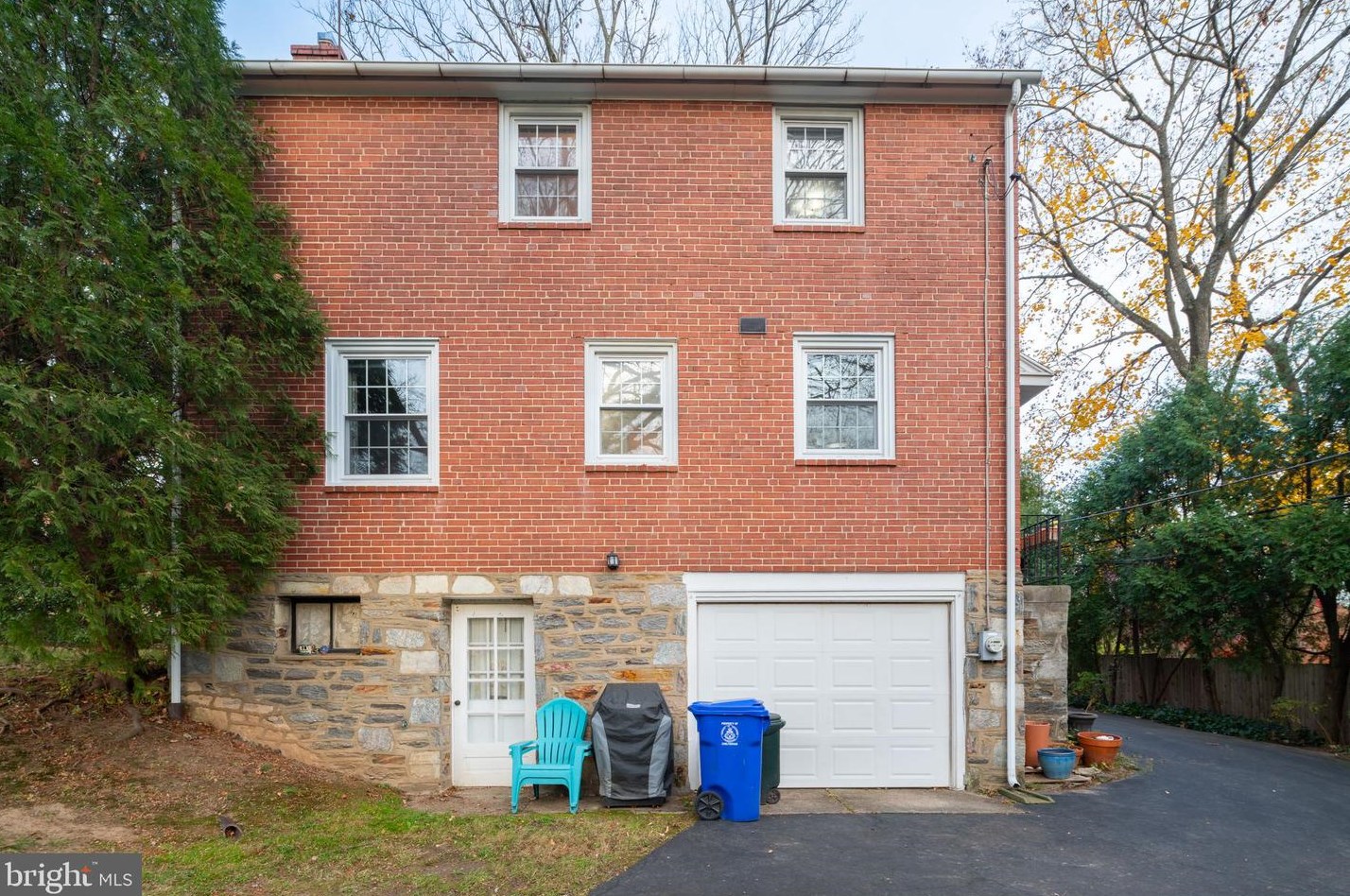 504 Georgian Rd, Ardsley PA  19038-2810 exterior