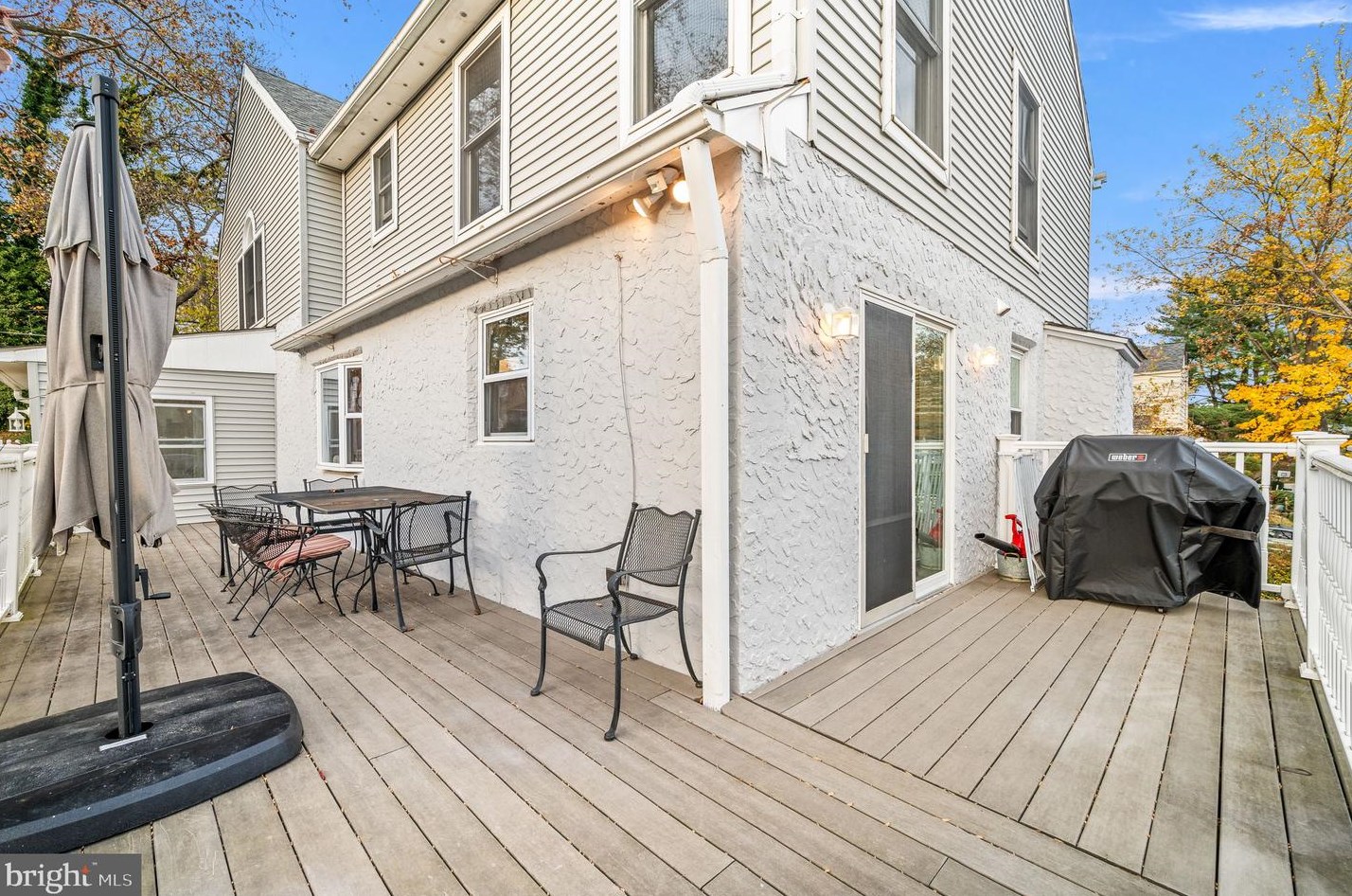 231 Henley Rd, Penn Wynne PA  19096-3108 exterior