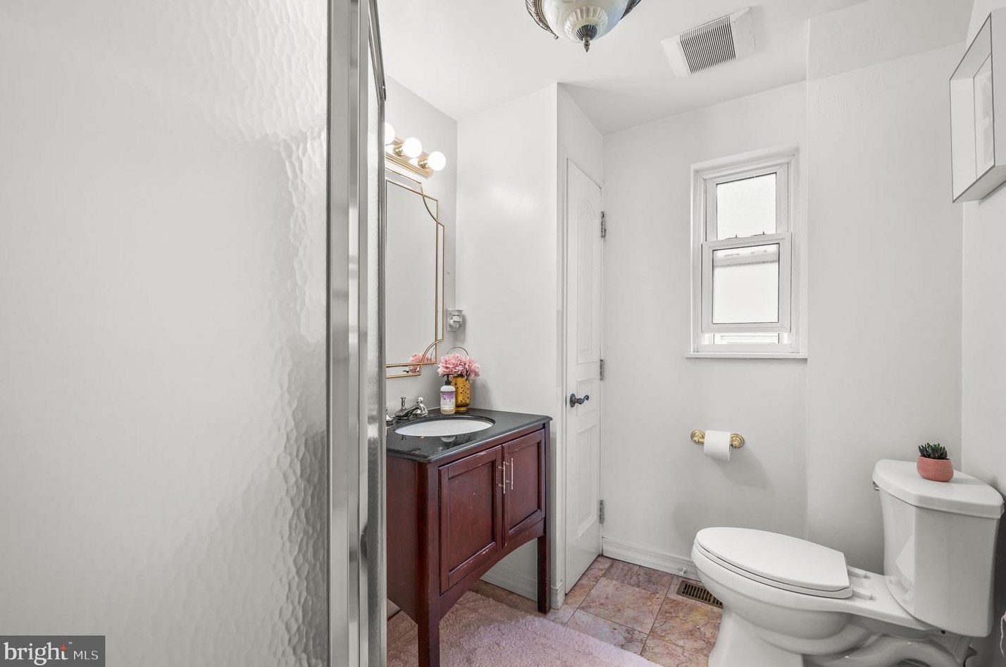 231 Henley Rd, Penn Wynne PA  19096-3108 exterior