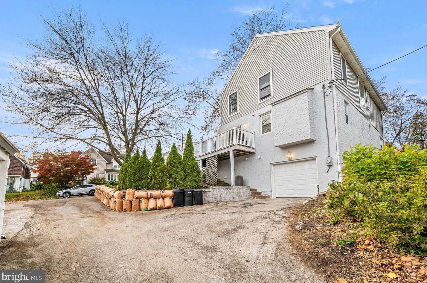 231 Henley Rd, Penn Wynne PA  19096-3108 exterior