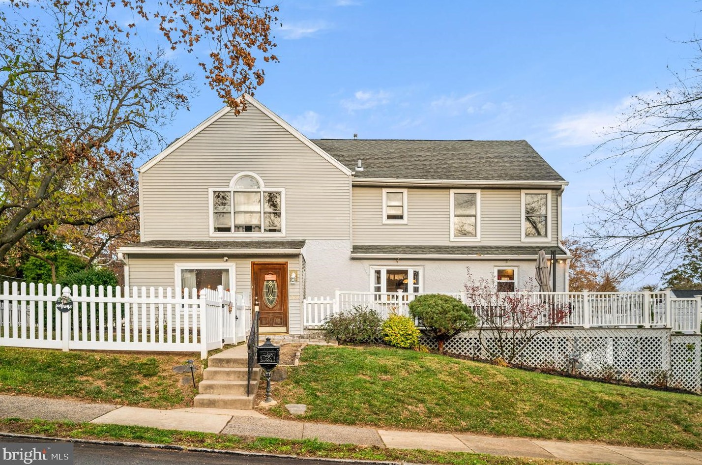 231 Henley Rd, Penn Wynne PA  19096-3108 exterior