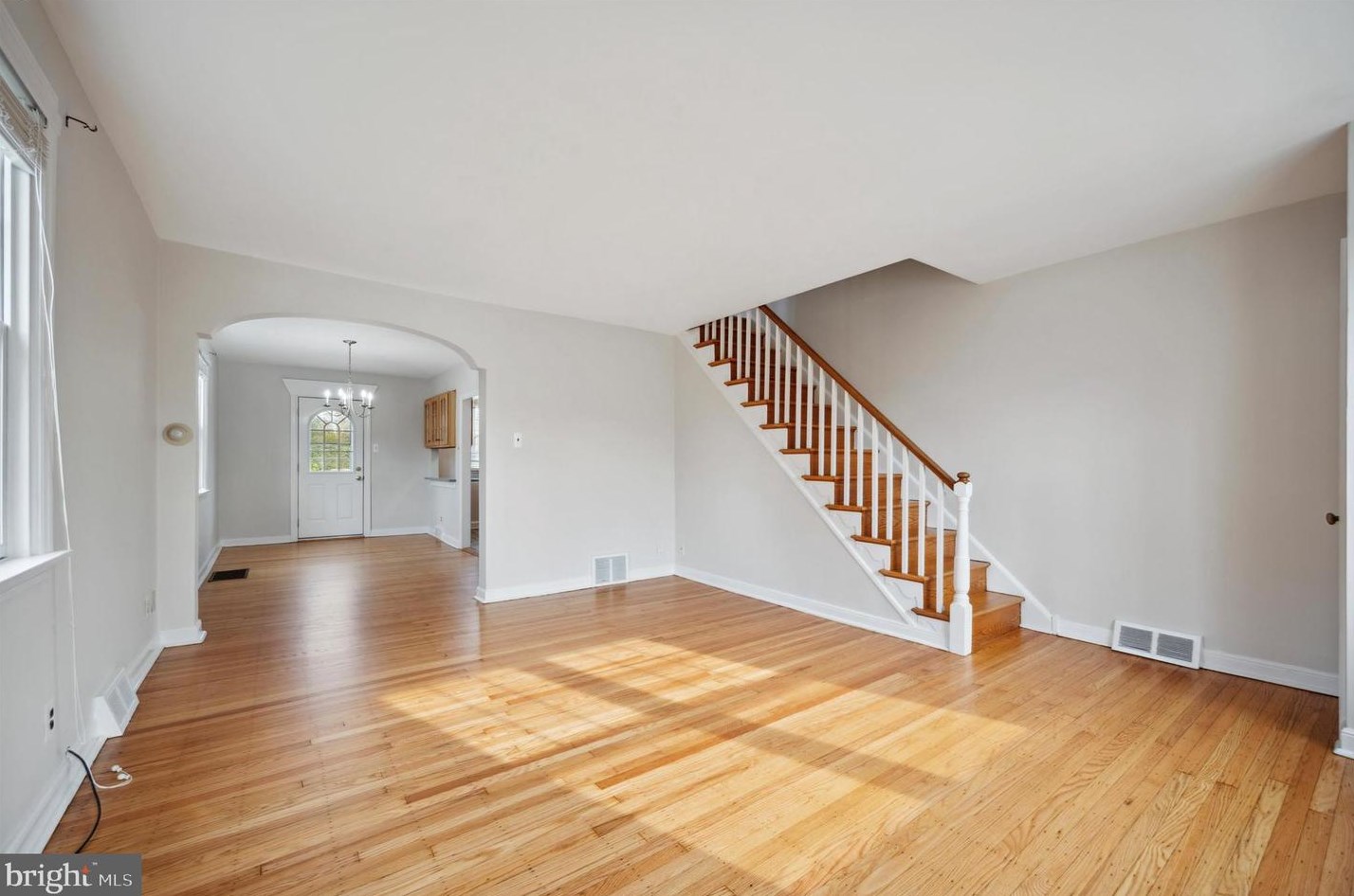 7703 Beech Ln, Ardsley, PA 19038