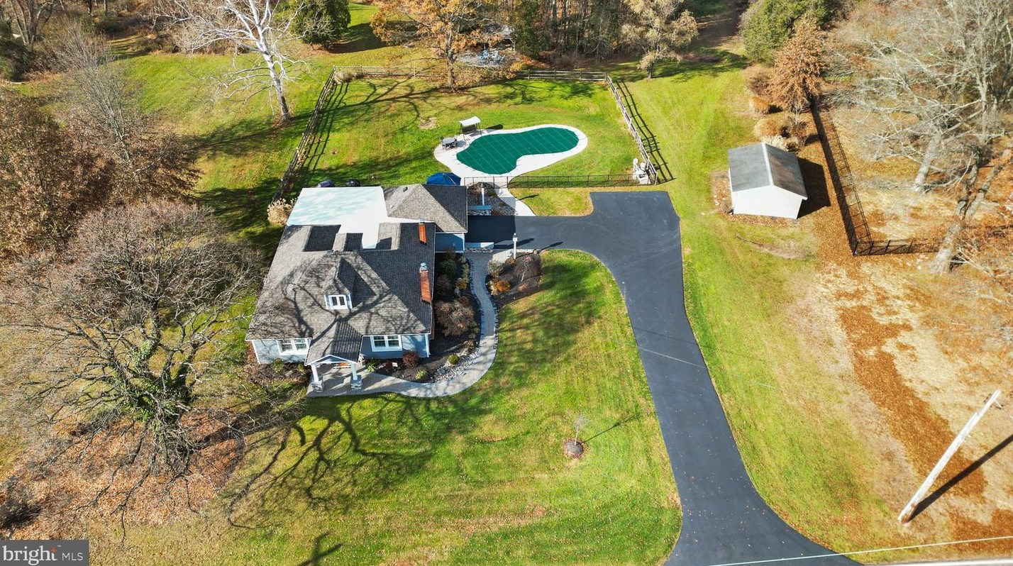 27 Smith Rd, Collegeville, PA 19473