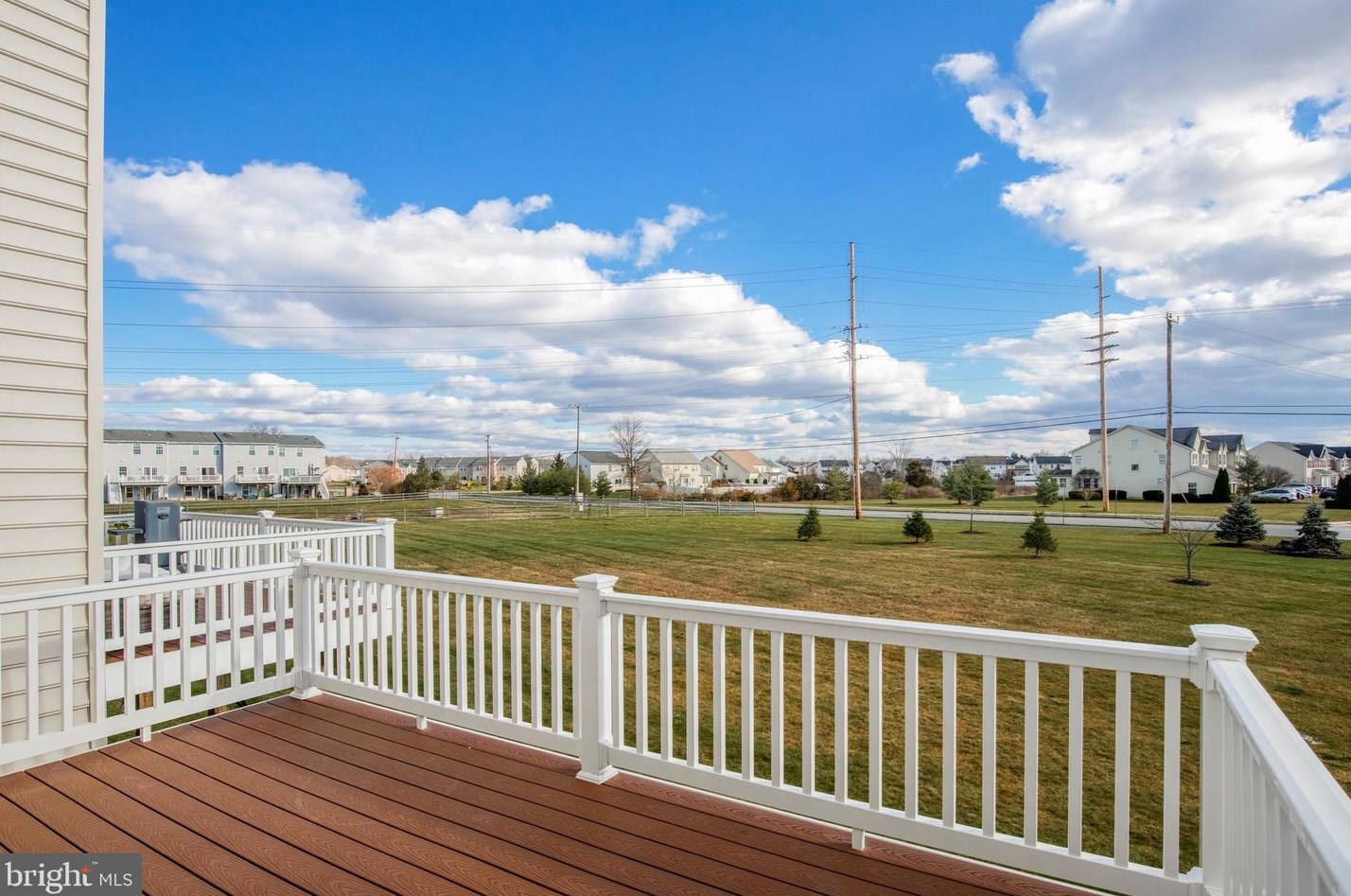 201 Tulip Ln, Gilbertsville, PA 19525