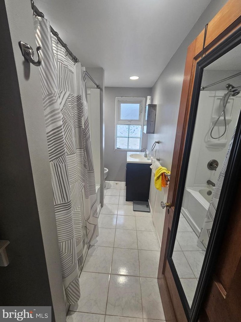 1224 Lafayette St, Norristown PA  19401-4330 exterior