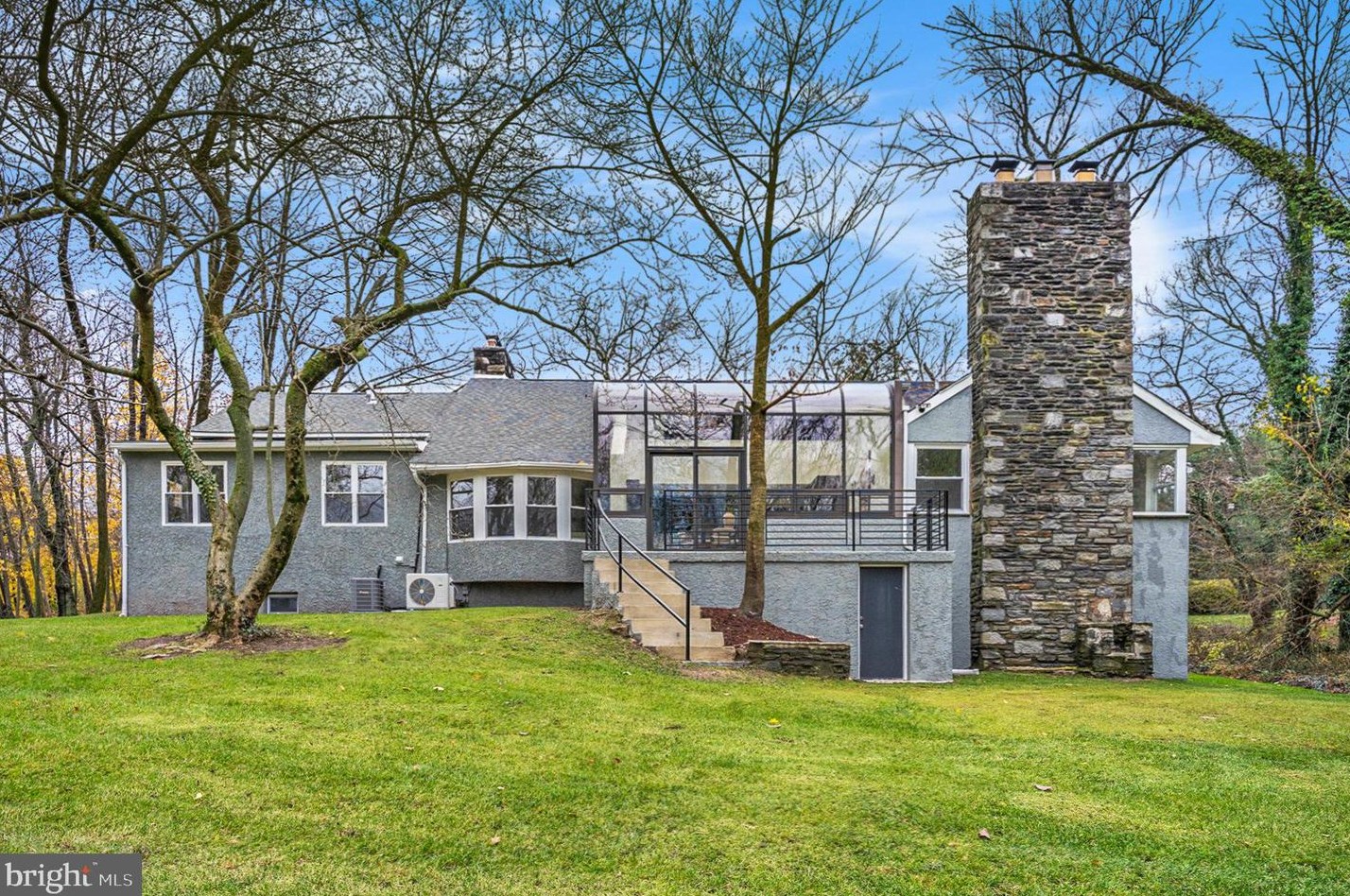 220 Rices Mill Rd, Wyncote, PA 19095