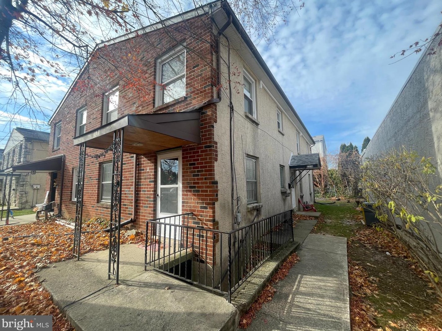 233 Roesch Ave #b, Oreland, PA 19075