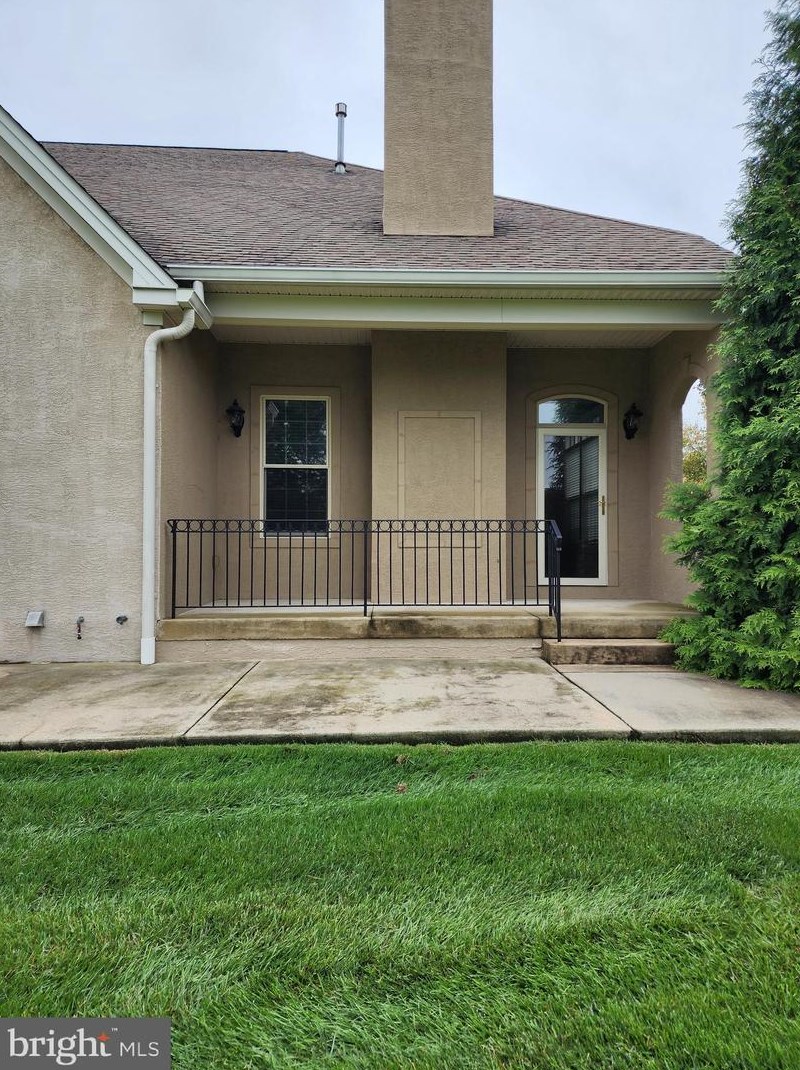 1363 Harpers Ln, Huntingdon Valley, PA 19006
