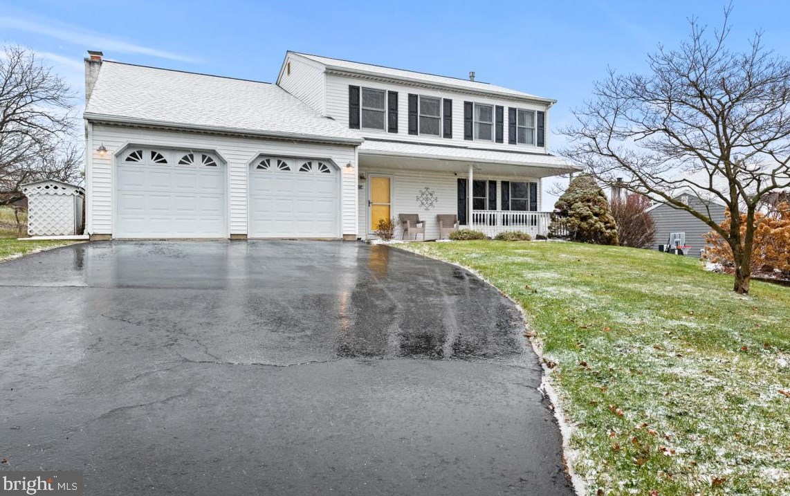 2147 Deer Ridge Dr, Pottstown, PA 19464