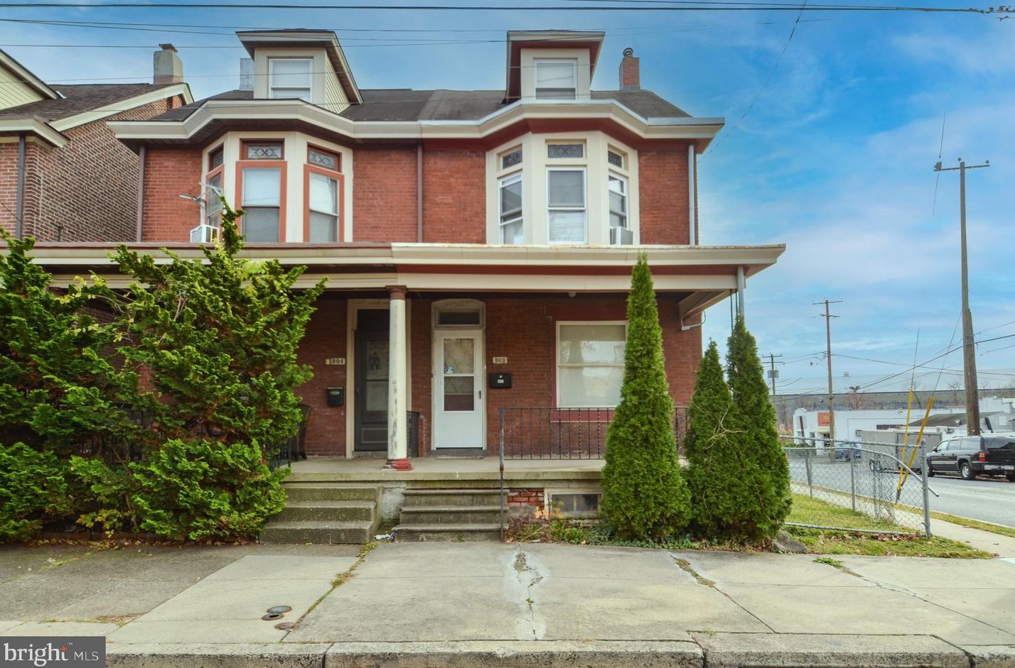 802 Queen St, Pottstown, PA 19464