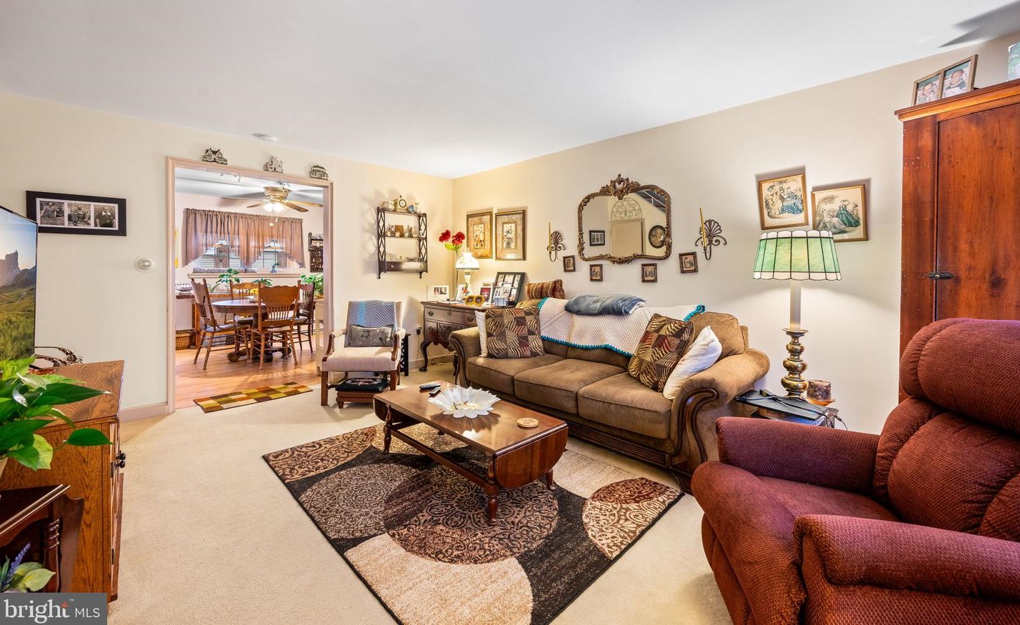 200 Maplewood Dr #condo D7, Pottstown, PA 19464