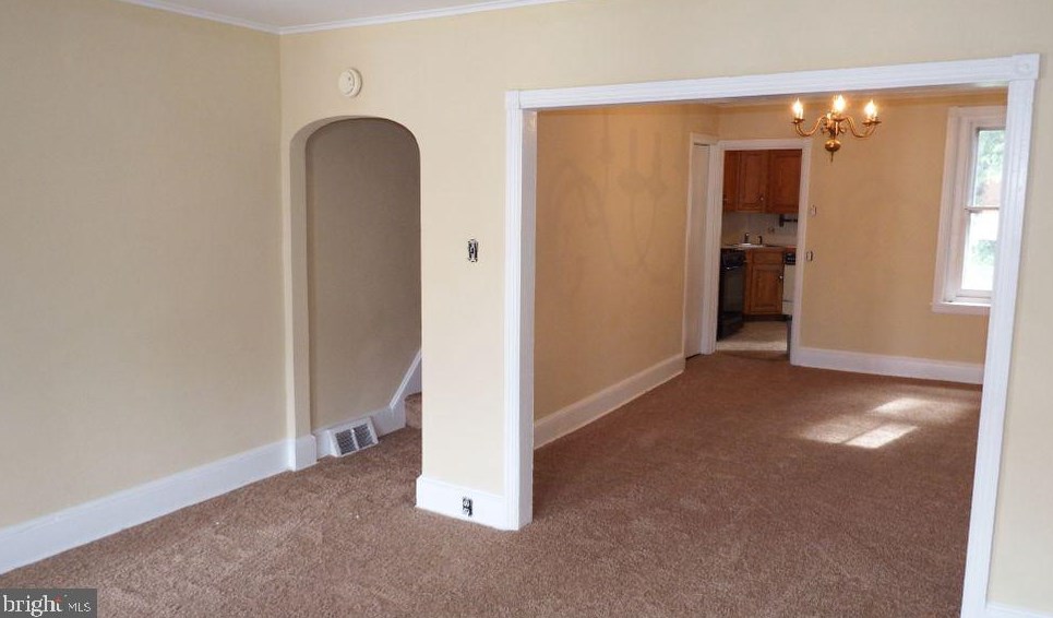 324 Iona Ave, Penn Valley PA  19072-1927 exterior