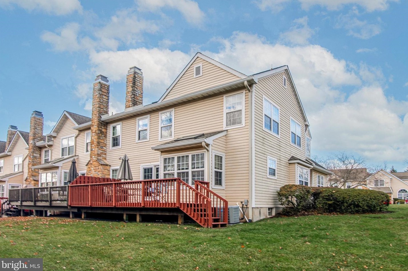 174 Canterbury Ln, Blue Bell, PA 19422