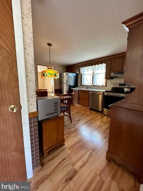 232 Summer Ave, Horsham, PA 19044