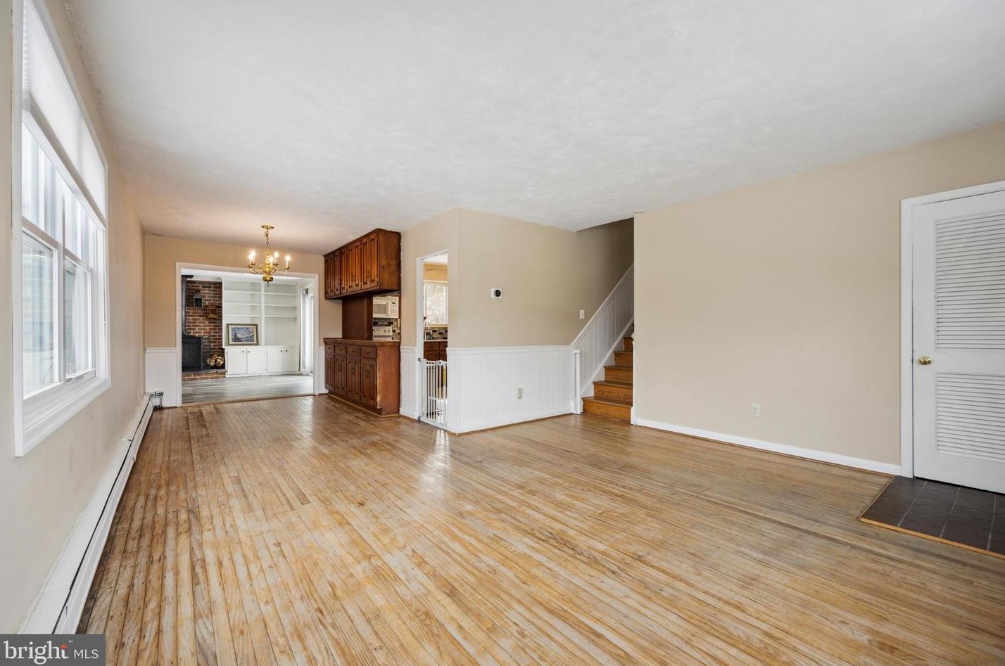 214 Redwood Rd, Norristown, PA 19406-1947