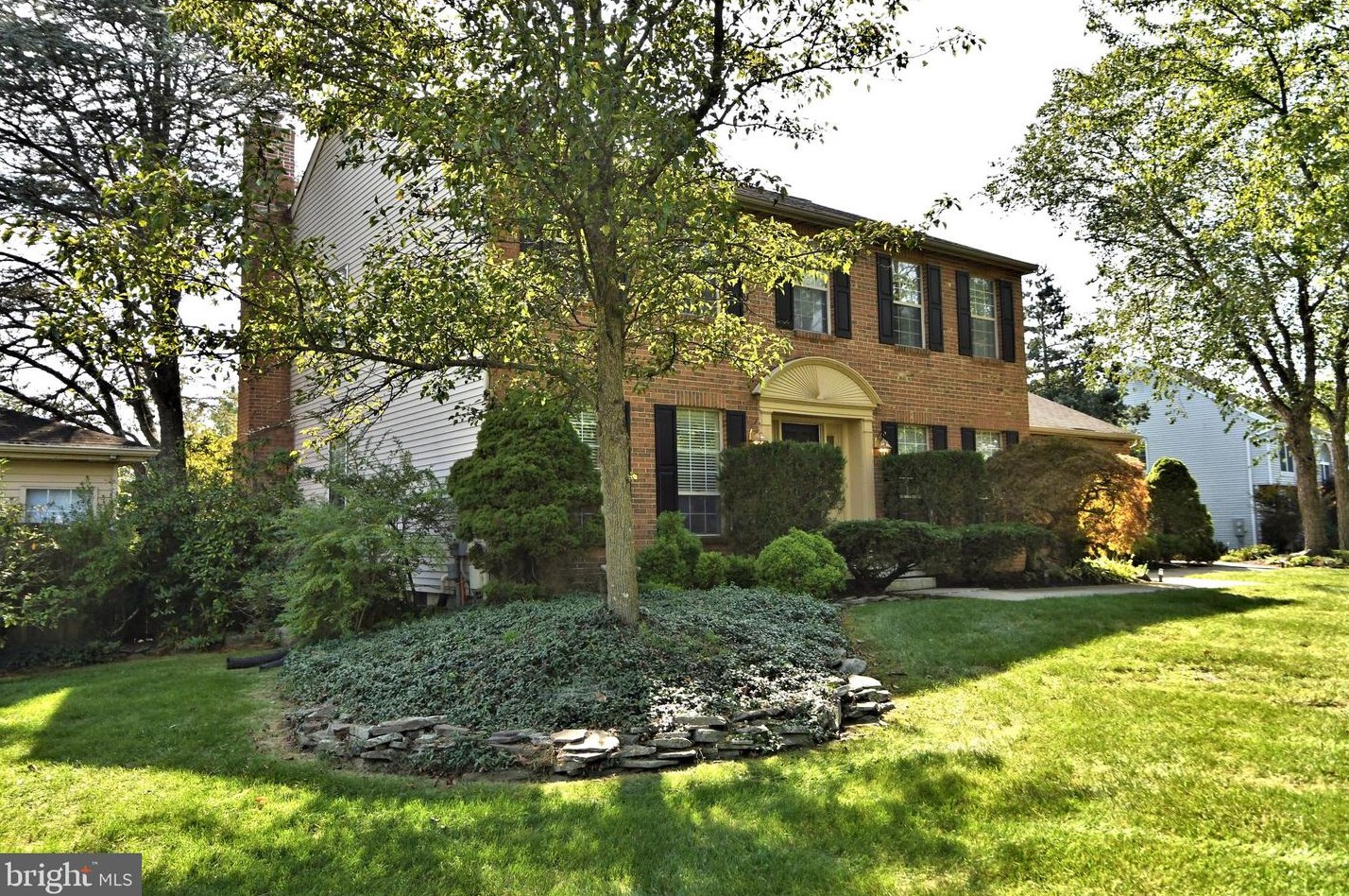 204 Mallard Dr, North Wales, PA 19454-1192