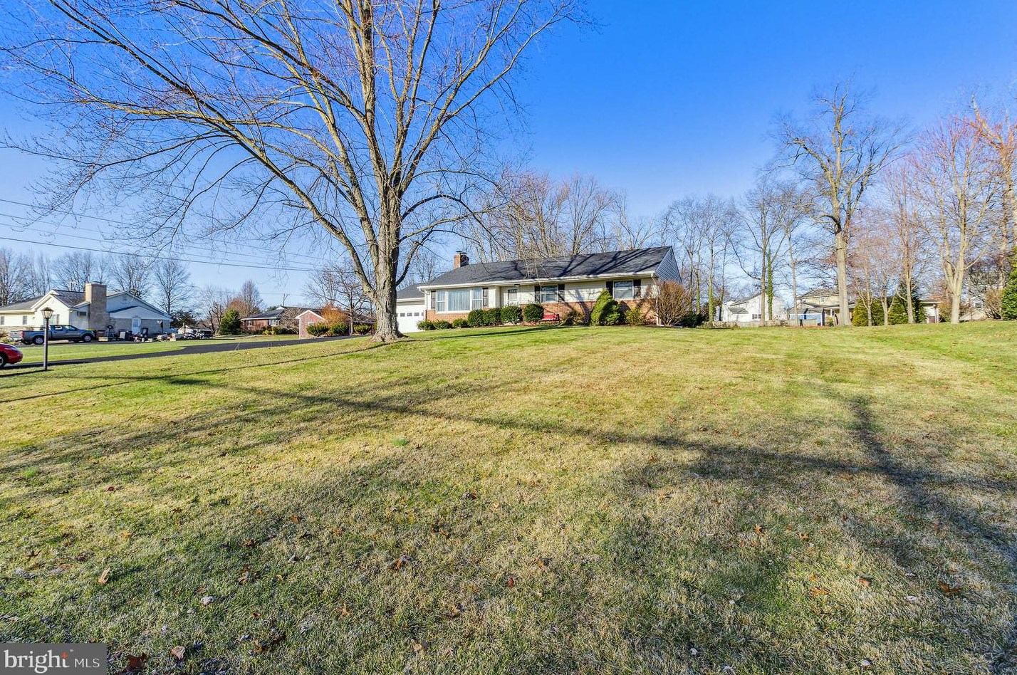 373 Moyer Rd, Harleysville, PA 19438
