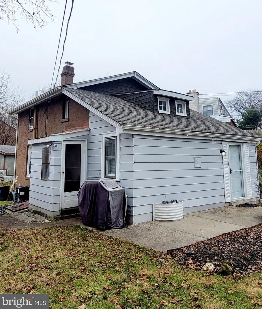 9 Church Rd, Melrose Park, PA 19027