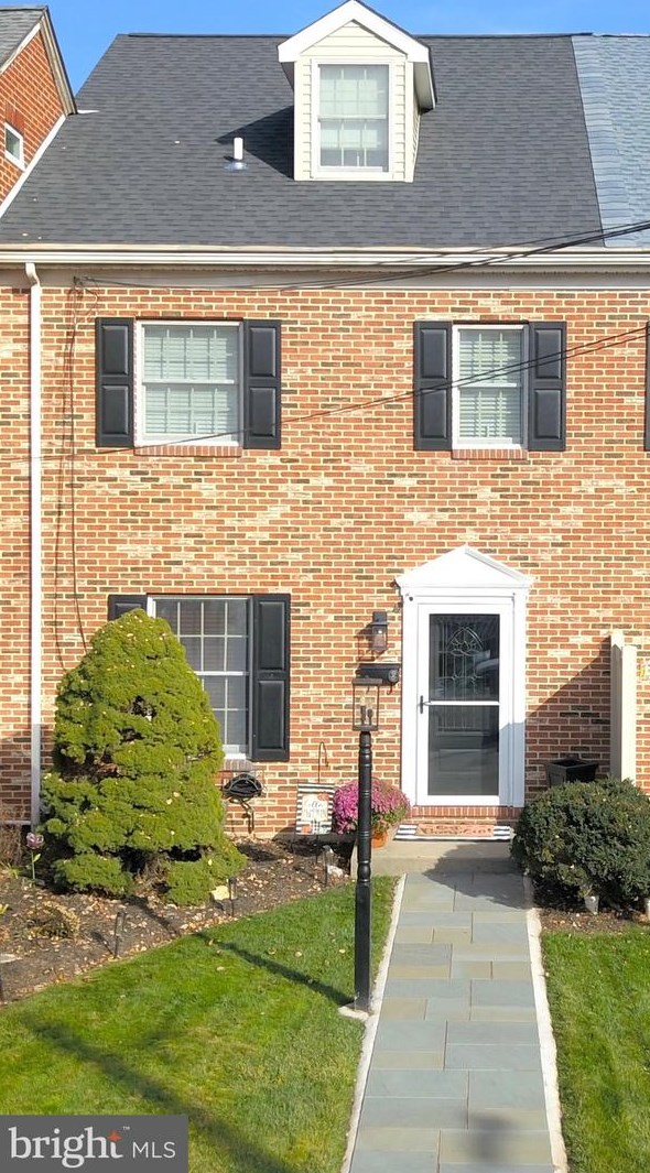 39 Franklin Ave, Souderton, PA 18964-1815