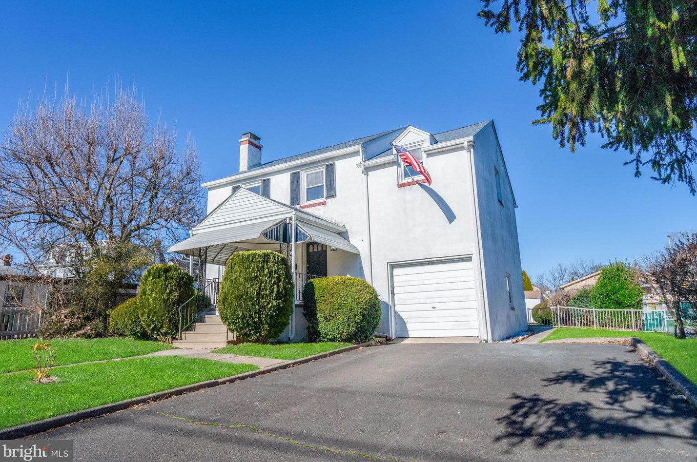 545 W Glenside Ave, Ardsley, PA 19038