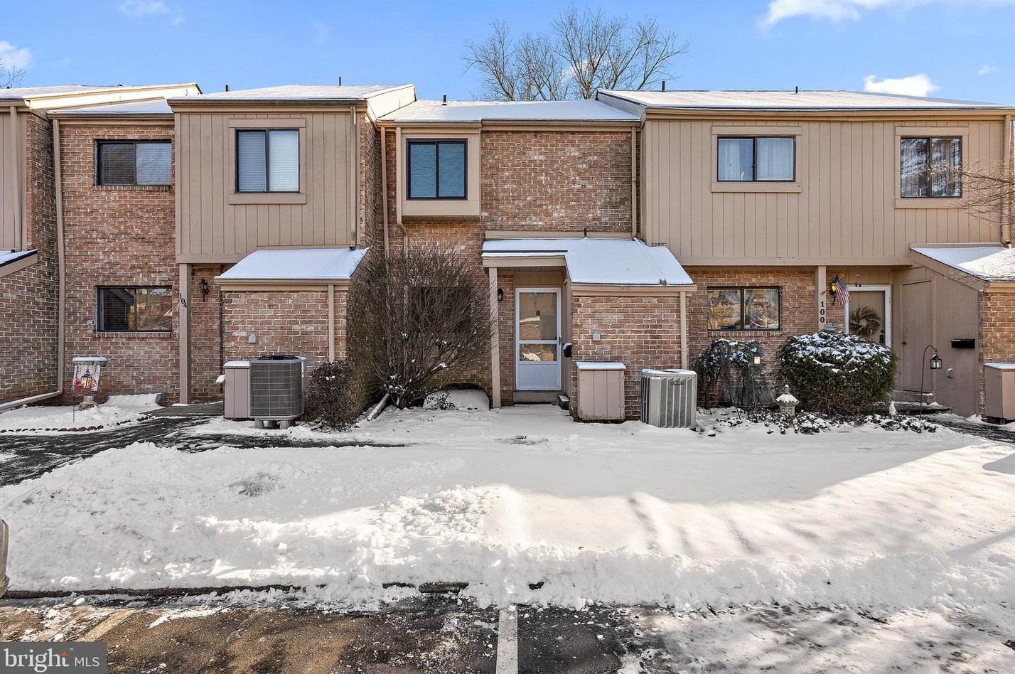 102 Sycamore Ct, Collegeville, PA 19426